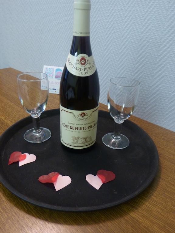 Hotel Du Donjon Champlitte-et-le-Prelot Room photo